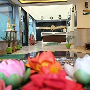 Staynest Retreat And Spa Gangtok With Parking & Swimming Pool